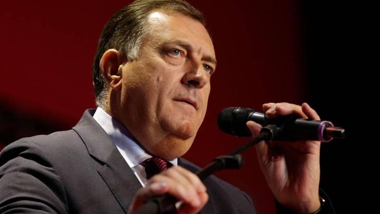 Bosnalı Sırp lider Dodik aleyhindeki iddianame onaylandı
