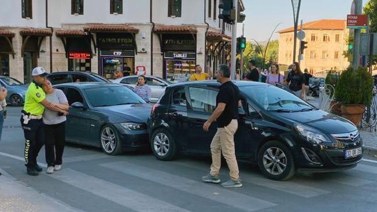 Şoka giren kadını polis teselli etti