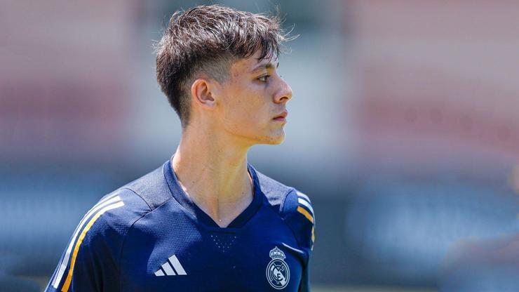 Real Madrid'de Arda Güler geri döndü!