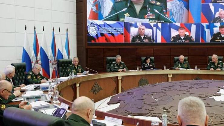 Ukrayna öldürüldüğünü iddia etmişti! Rus komutan toplantıda görüntülendi