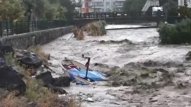 Meteoroloji uyarmıştı: Çanakkale ve Tekirdağ'da sağanak etkili oldu