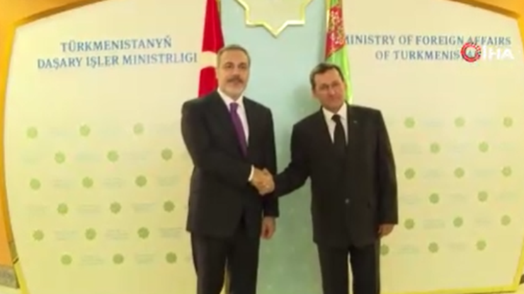 Bakan Fidan, Türkmenistanlı mevkidaşı ile görüştü