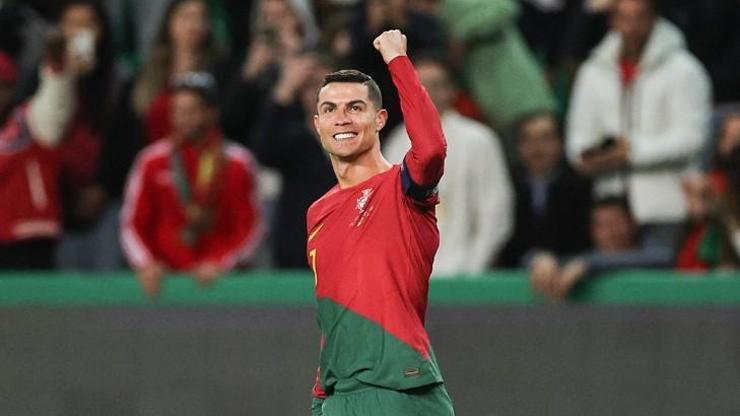 Cristiano Ronaldo Müslüman mı oldu Ronaldo penaltı öncesi “besmele” çekti