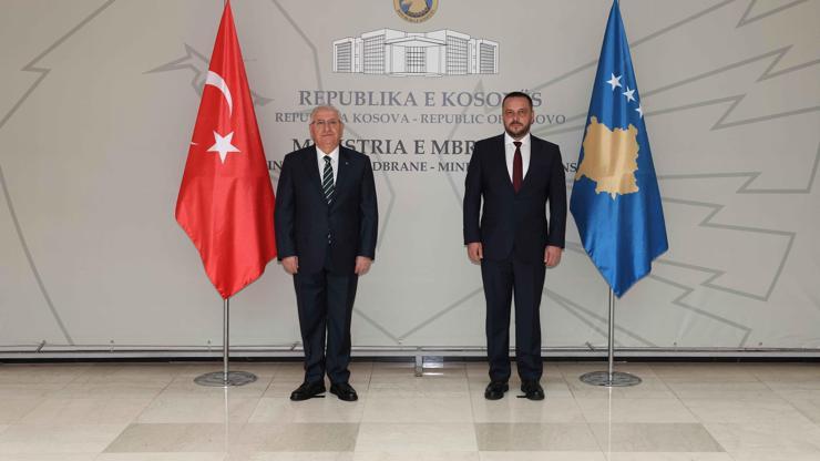 Bakan Güler, Kosova Savunma Bakanı Maqedonci ile görüştü