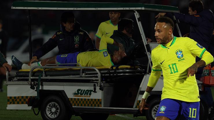 Sakatlanan Neymar sezonu kapatmış olabilir