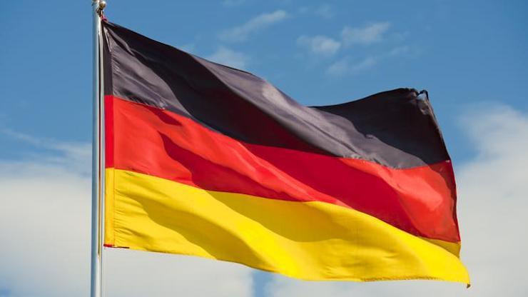 Almanyada televizyon kanalı ve 5 okula bomba ihbarı