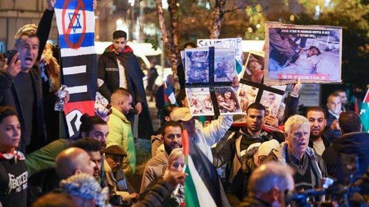 Brüksel’de AB Liderler Zirvesi sırasında Filistin’e destek gösterisi