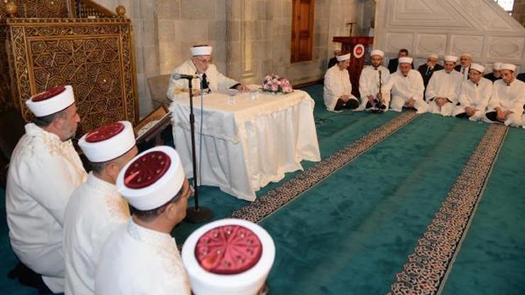 620 yıl önce başlayan 'Kurra Hafızlık' geleneğini sürdürüyorlar