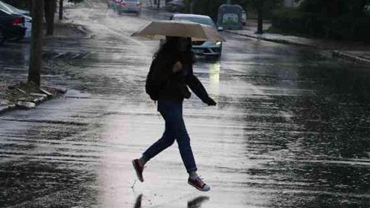 İstanbul Valiliğinden sağanak yağış uyarısı