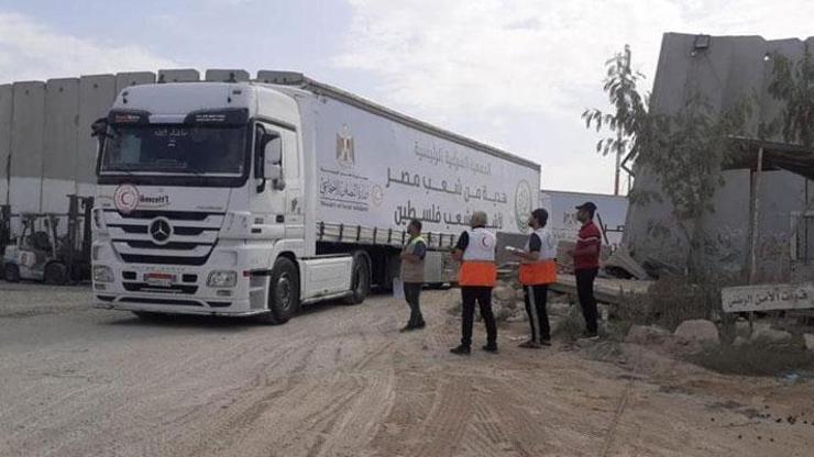 Gazze’ye giren yardım tırı sayısı bin 135’e ulaştı