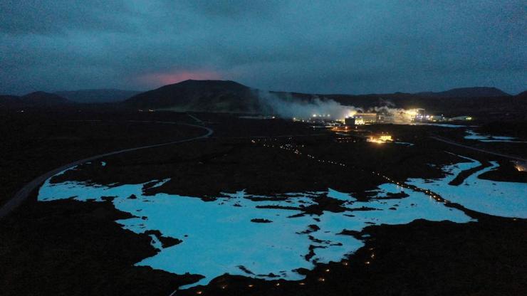 İzlandada yanardağ alarmı: Gazoz kutusu gibi patlayabilir