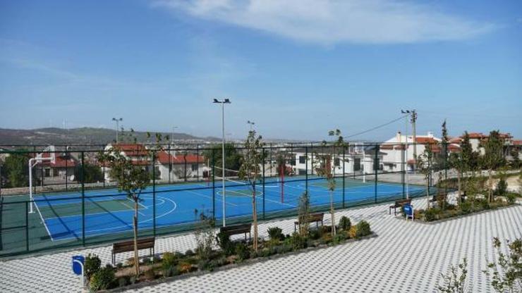 Çeşme Belediye Başkanı Oran: Alaçatı'ya Petekler Spor Park'ı kazandırdık Çeşme Belediye Başkanı Oran: Alaçatı'ya Petekler Spor Park'ı kazandırdık