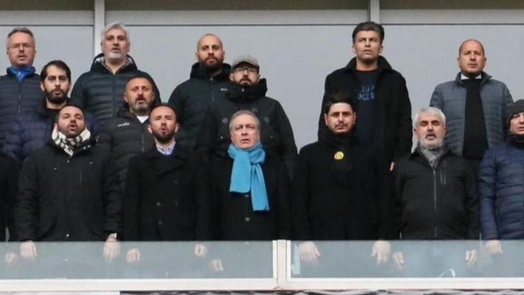 Önder Özen, Eskişehirspor maçını tribünden izledi