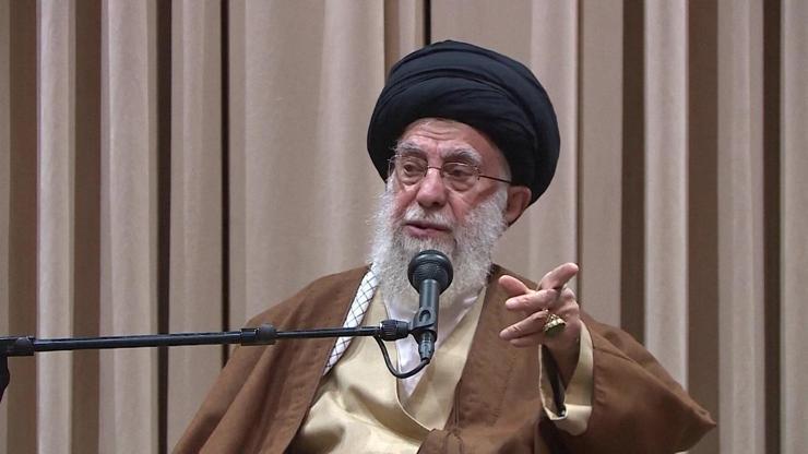 İran dini lideri Hamaney’den İsraile tepki