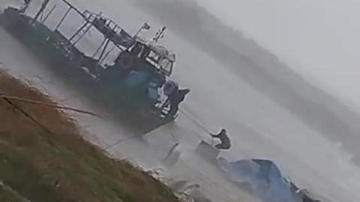 Babasını kurtarmak için fırtınaya kafa tuttu