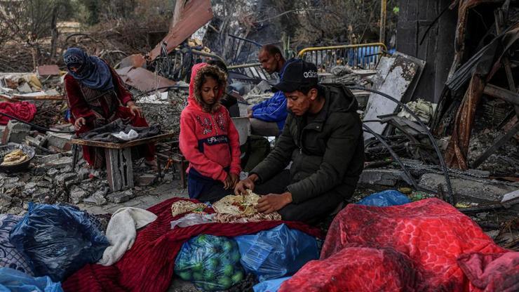 Mısırdan açıklama geldi Gazzedeki insani ara uzatılacak mı