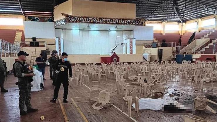 Filipinler’deki bombalı saldırıyı DEAŞ üstlendi
