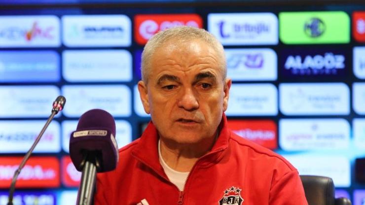Rıza Çalımbay: Fenerbahçeyi yenip puan farkını 8e indireceğiz