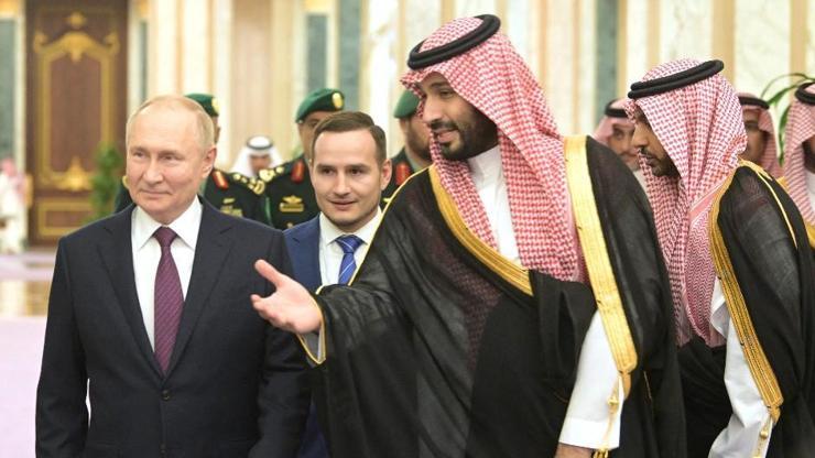Putinden Orta Doğu temasları: Su-35ler eşlik etti