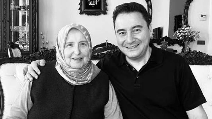 Ali Babacanın annesi, son yolculuğuna uğurlandı