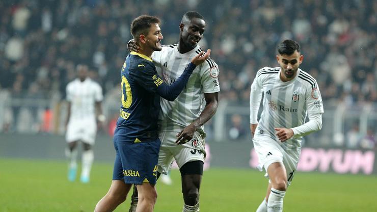 Beşiktaşta 4 futbolcu TFFye bildirilmeyecek