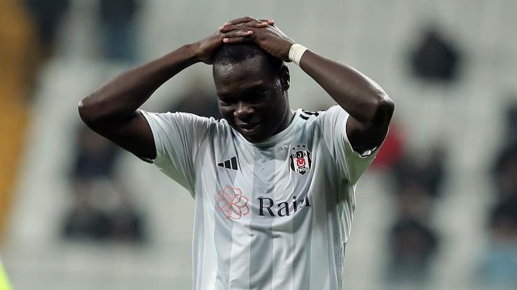 Beşiktaşta 5 futbolcu şokta Aboubakar veda edecek...