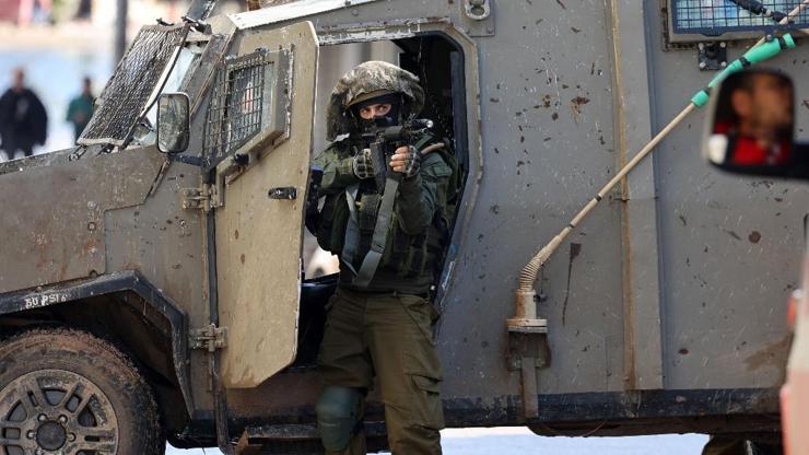 İsrail güçlerinden işgal altındaki Batı Şeriaya baskın