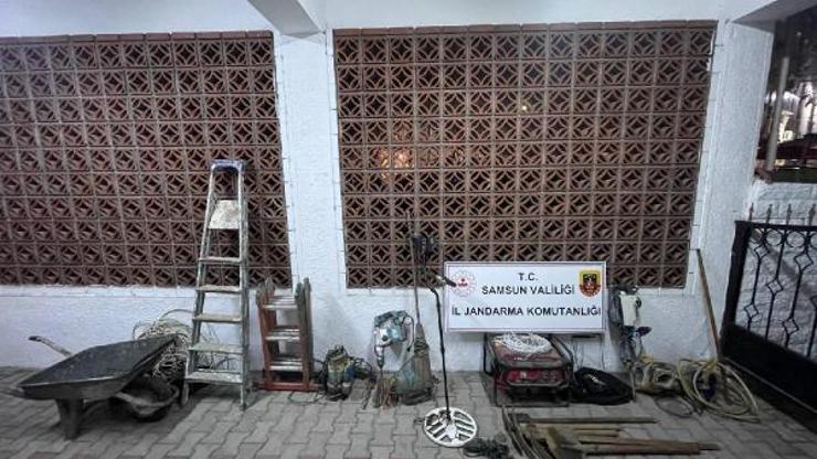 Samsun'da kaçak kazı yapan 8 kişi suçüstü yakalandı Samsun'da kaçak kazı yapan 8 kişi suçüstü yakalandı