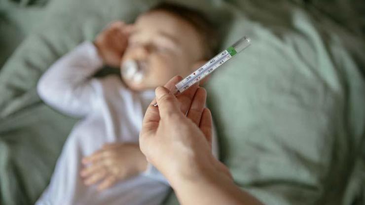 Bebekleri tehdit eden hastalık Belirtileri grip ve soğuk algınlığına benziyor İşte RSVden korunmanın en etkili yolu Hastaneye yatışı yüzde 80den fazla azaltıyor