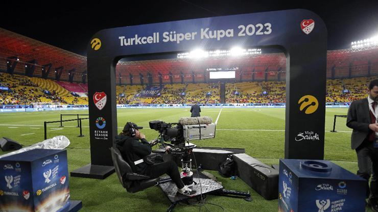 Ünlü isimlerden tam destek! ''İzlediğimiz en güzel derbi''