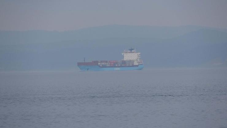 Çanakkale Boğazı gemi geçişlerine kuzey yönlü olarak tekrar açıldı
