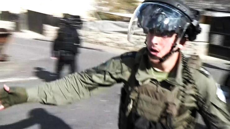 İsrail gölgesinde 13. cuma: Namaz kılmak isteyenlere ses bombalı müdahale
