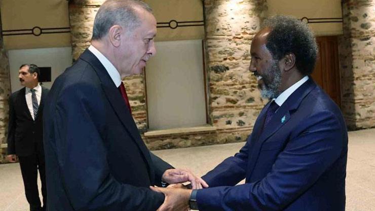Erdoğan, Somali Cumhurbaşkanı Şeyh Mahmud ile telefonda görüştü