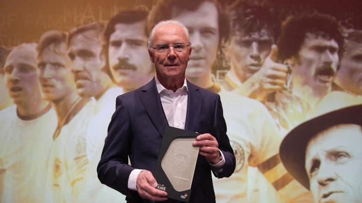 Alman futbolunun efsanesi Franz Beckenbauer hayatını kaybetti