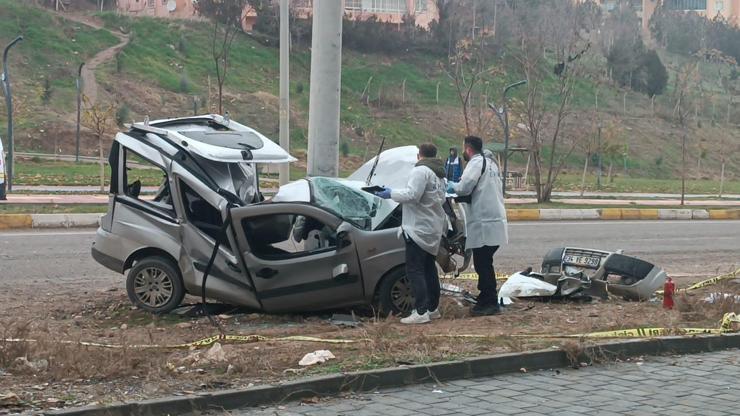 Feci kaza: Ok gibi saplandı! Sürücü hayatını kaybetti