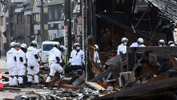 Japonya’daki 7.6’lık depremde can kaybı 213’e yükseldi