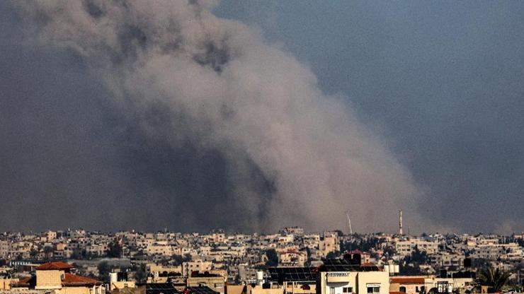 Gazze’de can kaybı 25 bin 105’e yükseldi