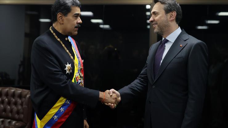 Bakan Bayraktar, Venezuela Devlet Başkanı Maduro ile görüştü