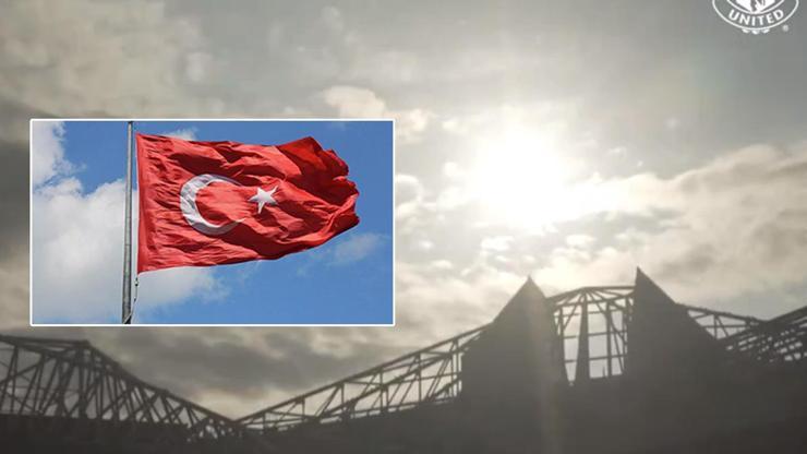 Old Traffordda tarihi anlar: Göndere Türk bayrağı çektiler