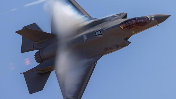 Yunanistandan F-35 açıklaması: ‘Acelemiz yok’