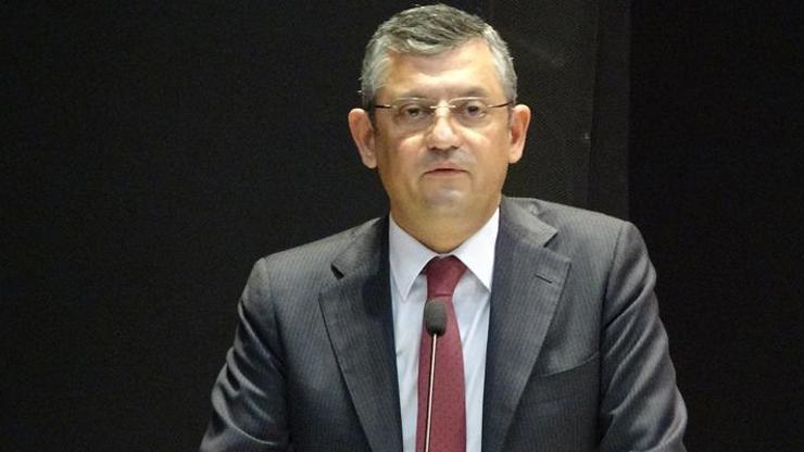 CHP Lideri Özgür Özelden, AK Partili Aziz Yeniaya geçmiş olsun telefonu