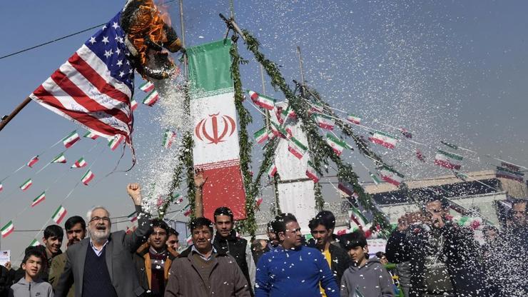 İran İslam Devrimi 45. yılında: ABD ve İsraile ölüm sloganları yankılandı