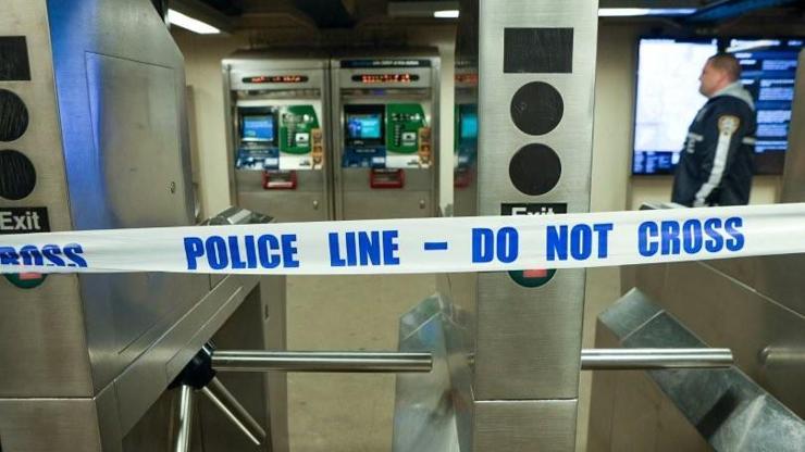 New Yorkta metroda silahlı saldırı: 1 ölü, 5 yaralı