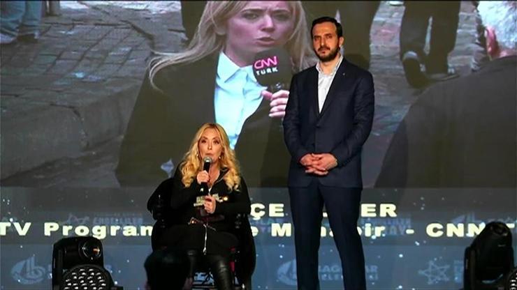 CNN TÜRK Muhabiri Gökçe Tümere 5. Engelsiz Mikrofon Radyo Ödüllerinde jüri özel ödülü