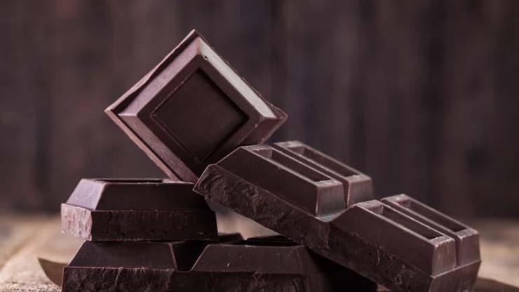 Çikolata yerken kalp sağlığını korumak mümkün mü Şeker kontrolünde çikolatanın rolü nedir Olumsuz etkileri var mı