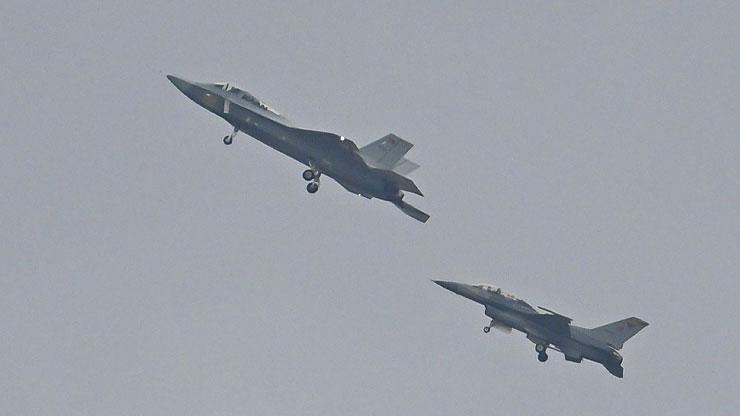 İşte KAAN ve F-16 arasındaki fark! - Son Dakika Flaş Haberler