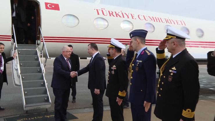 Milli Savunma Bakanı Güler resmi ziyaret için İngilterede