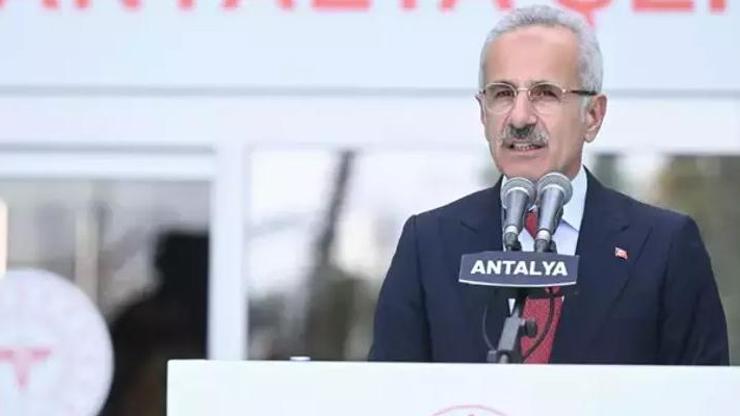 Bakan Uraloğlu: Antalya - Alanya arası 45 dakika olacak