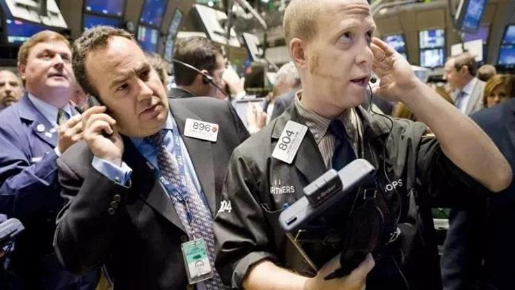 İngiliz yatırımcı Londra Borsasını bırakıp Wall Streete koştu