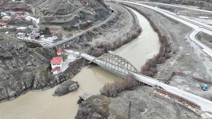 Depreme dayanıksız Mutu Köprüsü'nün yenisi için çalışma başlatıldı